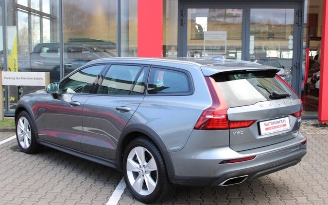 Volvo V60 Cross Country cena 124900 przebieg: 134446, rok produkcji 2020 z Biała małe 781